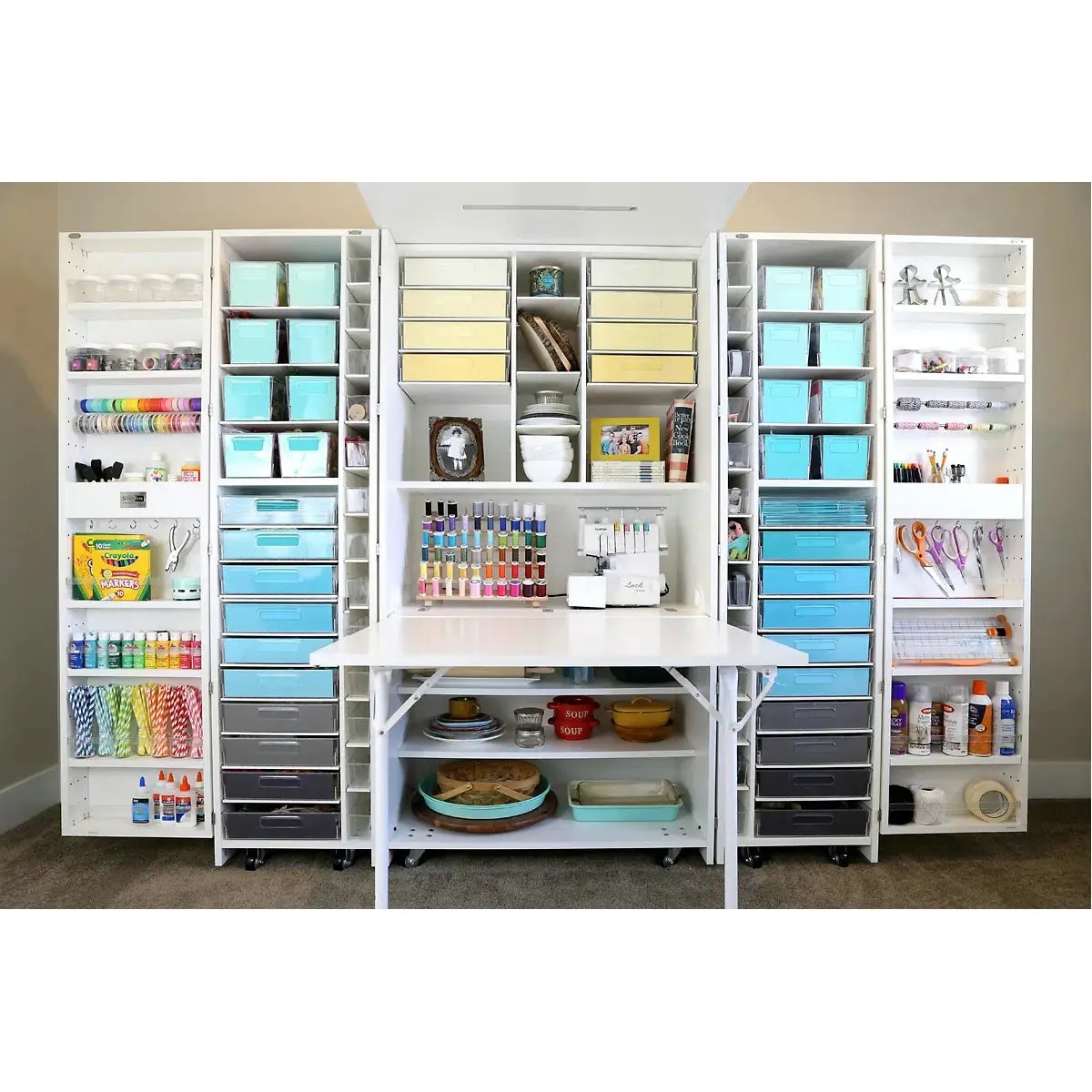Wooden Cabinet Customized Retail Store Furniture Display Stand Making Cosmetics Shop Decoration Design 